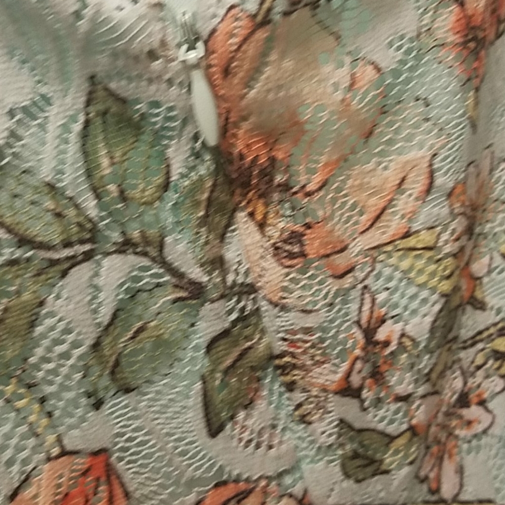 Dress - Picture 2 of 3